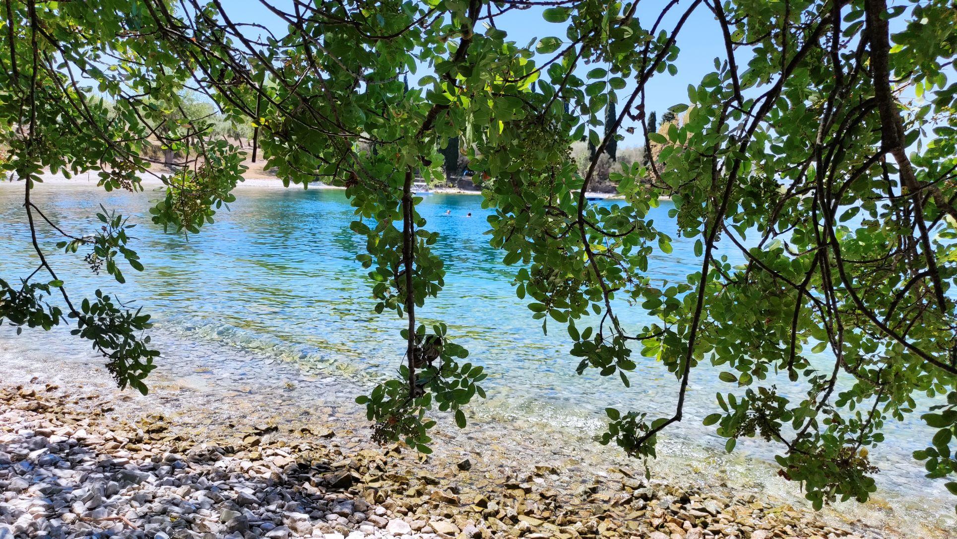 Lago di Garda con i bambini: Baia delle Sirene la spiaggia