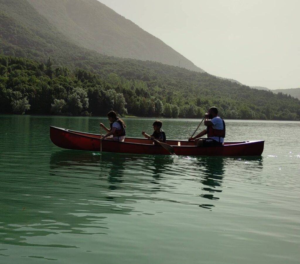 Lago di Barrea in Canoa