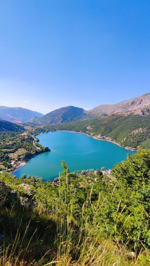 lago di Scanno il cuore