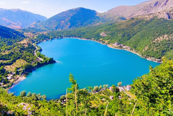 Lago di scanno cuore copertina