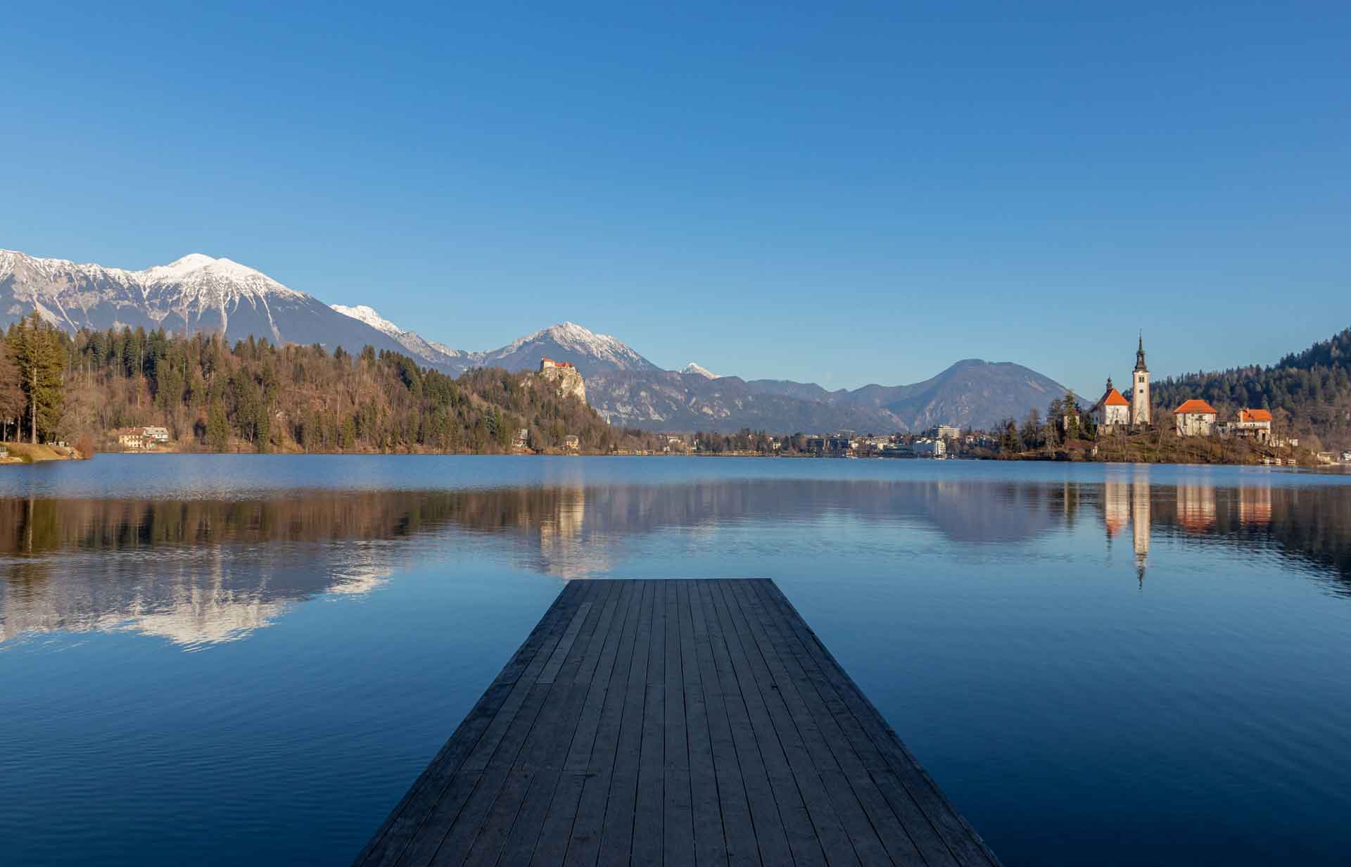 L’Isola di San Giulio sul Lago d’Orta: Un’Oasi di Pace