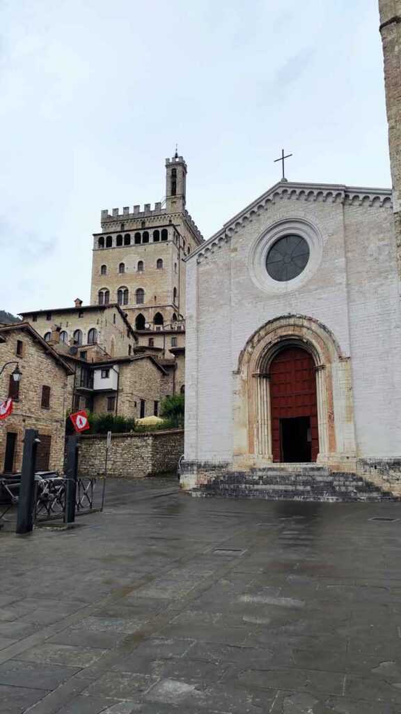 albero di Natale più grande del mondo: a Gubbio, in Umbria