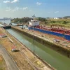 Canale Panama navi